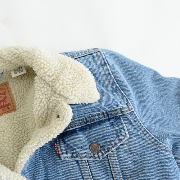 💙Levis Ex-Boyfriend Sherpa Trucker Denim Jean Jacket Size M💙 - Picture 11 of 13